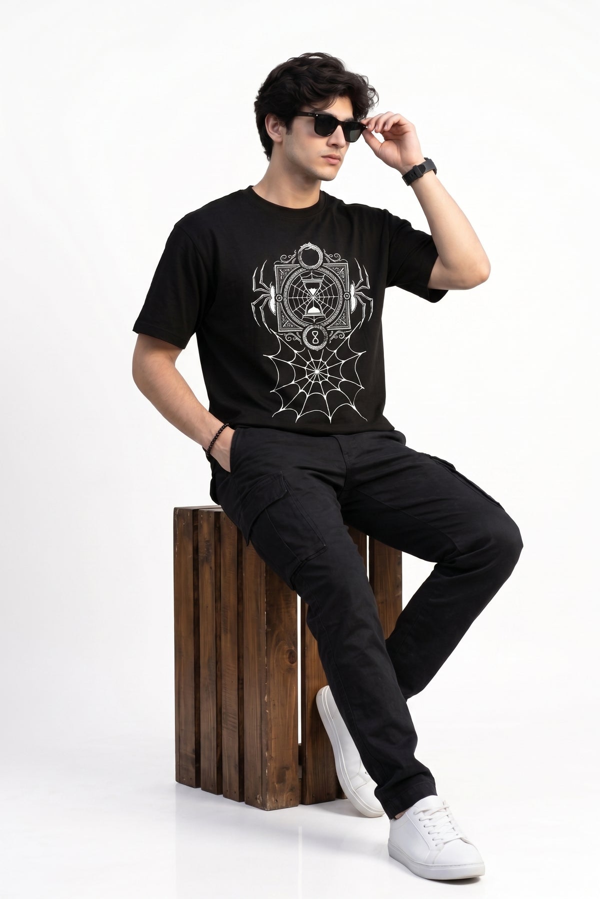 Gothic Spider & Hourglass Print Crewneck T-Shirt – Black Streetwear