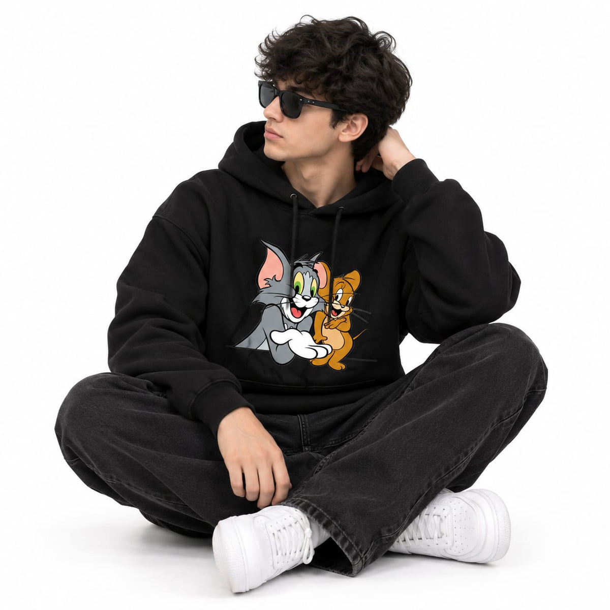 Vintage Tom and Jerry Oversized Cotton Hoodie – Retro Drop Shoulder Black Sweatshirt